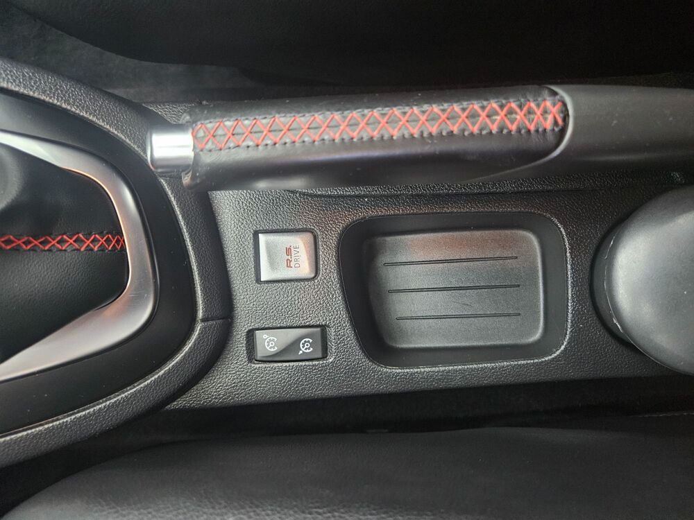 Clio 1.6 TCE 200 ENERGY RS EDC BVA 2017 occasion 38590 Saint-&Eacute;tienne-de-Saint-Geoirs