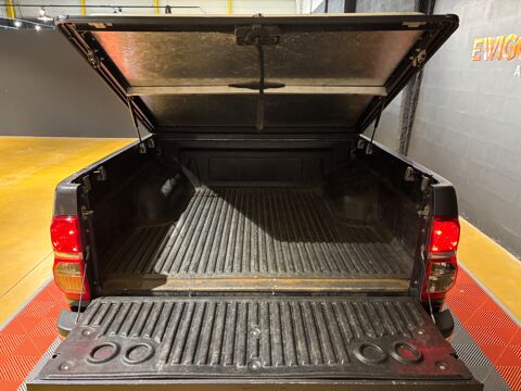Hilux DOUBLE CABINE 2.5 D4D 145ch LEGENDE - ENTRETIEN TOYOTA 2012 occasion 81990 Puygouzon