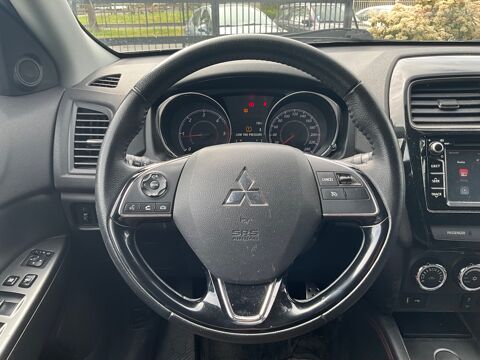 Asx 1.6 DID 115CH BLACK COLLECTION / CARPLAY / NAVIGATION / ATTE 2018 occasion 17000 La Rochelle