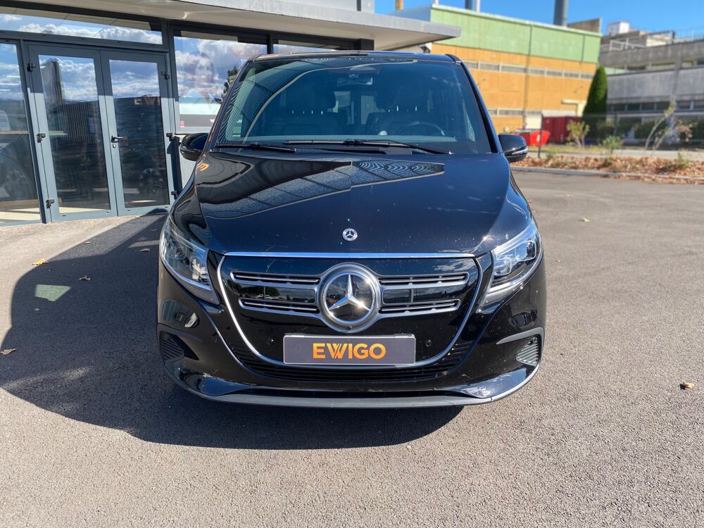 EQV TVA R&eacute;cup&eacute;rable 58 325 € HT - 300 ELECTRIC 204CH 95PPM 90KW 2024 occasion 26000 Valence