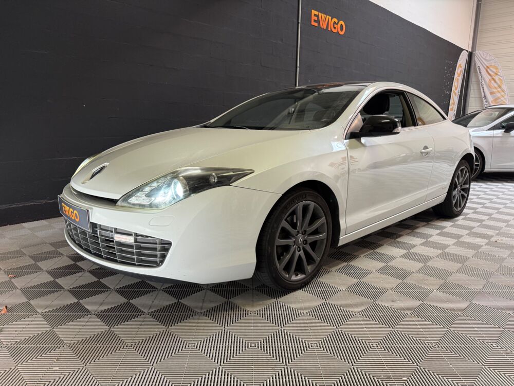 Laguna COUPE 2.0 DCI 150ch MONACO GP 4 CONTROL 2012 occasion 78125 Gazeran