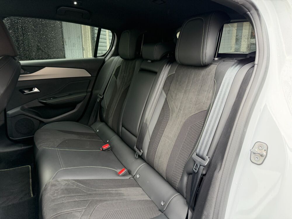 308 1.5 BLUEHDI 130ch GT LINE EAT BVA START-STOP / CARPLAY / CAM 2024 occasion 17100 Saintes