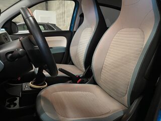 Twingo 1.0 SCE 70CH ZEN- ENTRETIEN RENAULT- FAIBLE KILOMETRAGE 2015 occasion 69400 Arnas