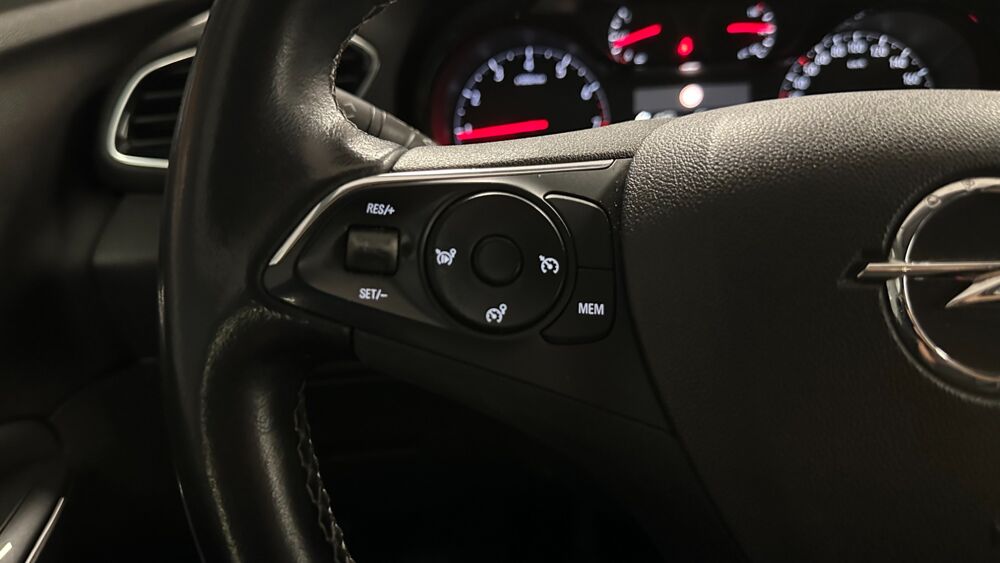 Grandland x 1.2 TURBO 130 ch EDITION 2019 occasion 34430 Saint-Jean-de-V&eacute;das