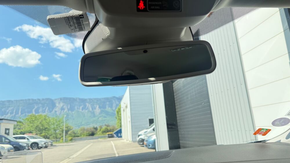 M&eacute;gane ESTATE 1.3L TCE 140ch INTENS / CAMERA DE RECUL / APPLE CAPRL 2019 occasion 38420 Le Versoud