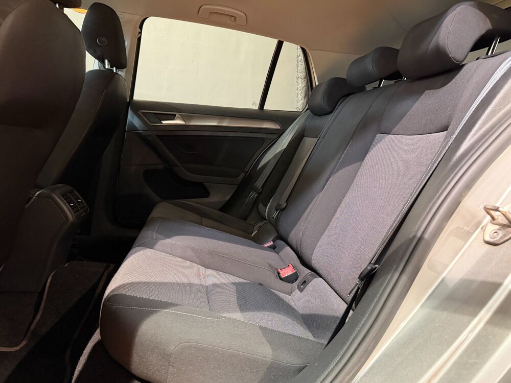 Golf 1.2 TSI 110ch BLUEMOTION TECHNOLOGY EDITION 2015 occasion 81990 Puygouzon