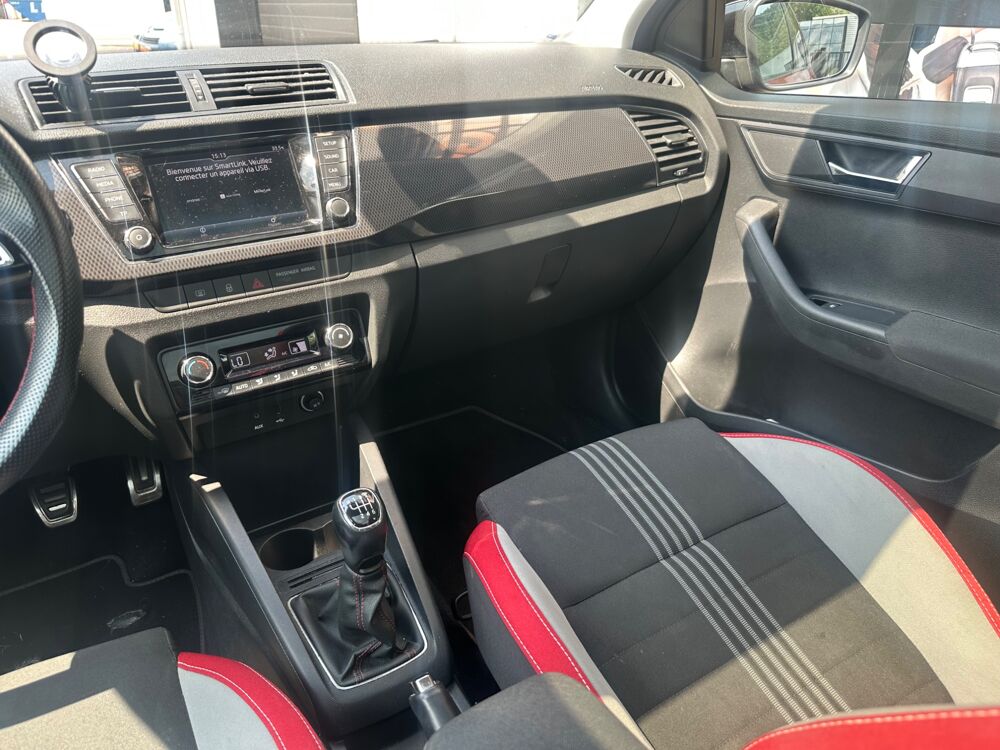 Fabia 1L TSI 110ch MONTE CARLO / APPLE CARPLAY / CAMERA DE RECUL / 2018 occasion 38420 Le Versoud