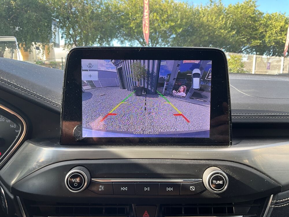 Focus 1.5 ECOBLUE 120 ACTIVE-V BVA / CAMERA DE RECUL / CLIMATISATI 2020 occasion 17000 La Rochelle