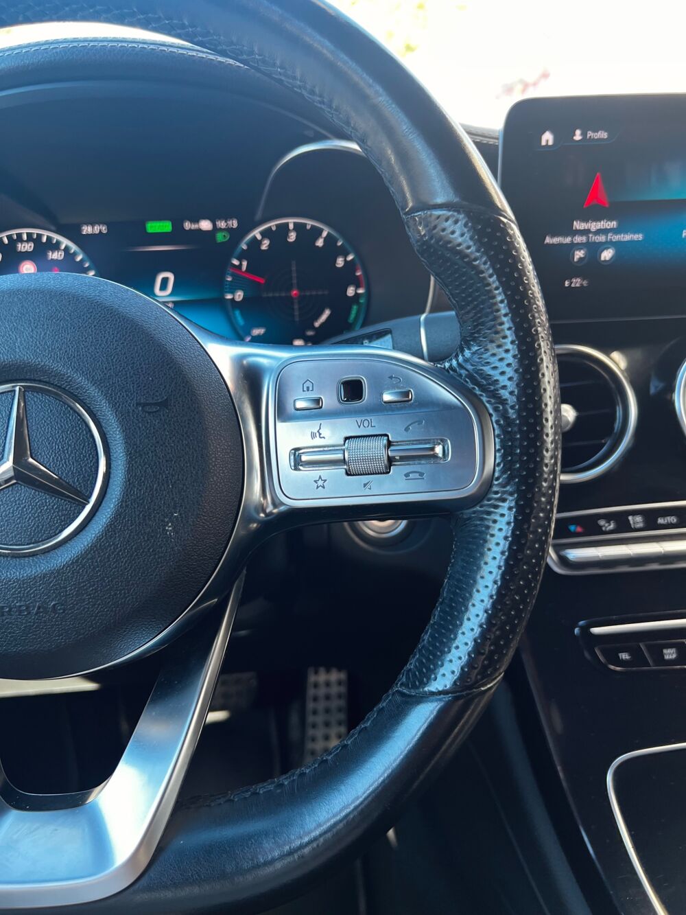 Classe GLC 300 DE EQ-POWER HYBRID AMG LINE 4MATIC 9G-TRONIC BVA / SIEGE 2021 occasion 74600 Seynod