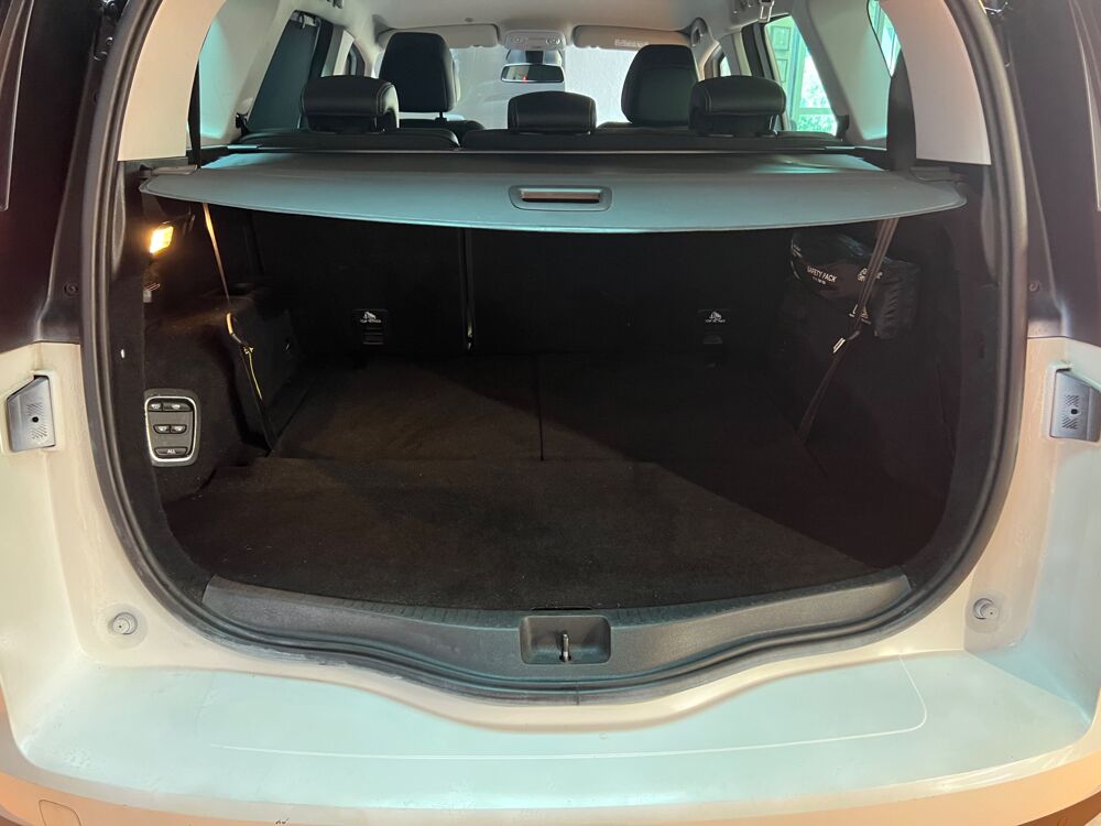 Grand scenic IV 1.3 TCE 140 ENERGY INTENS EDC BVA // 7 PLACES // ATTELAGE // 2019 occasion 33320 Eysines