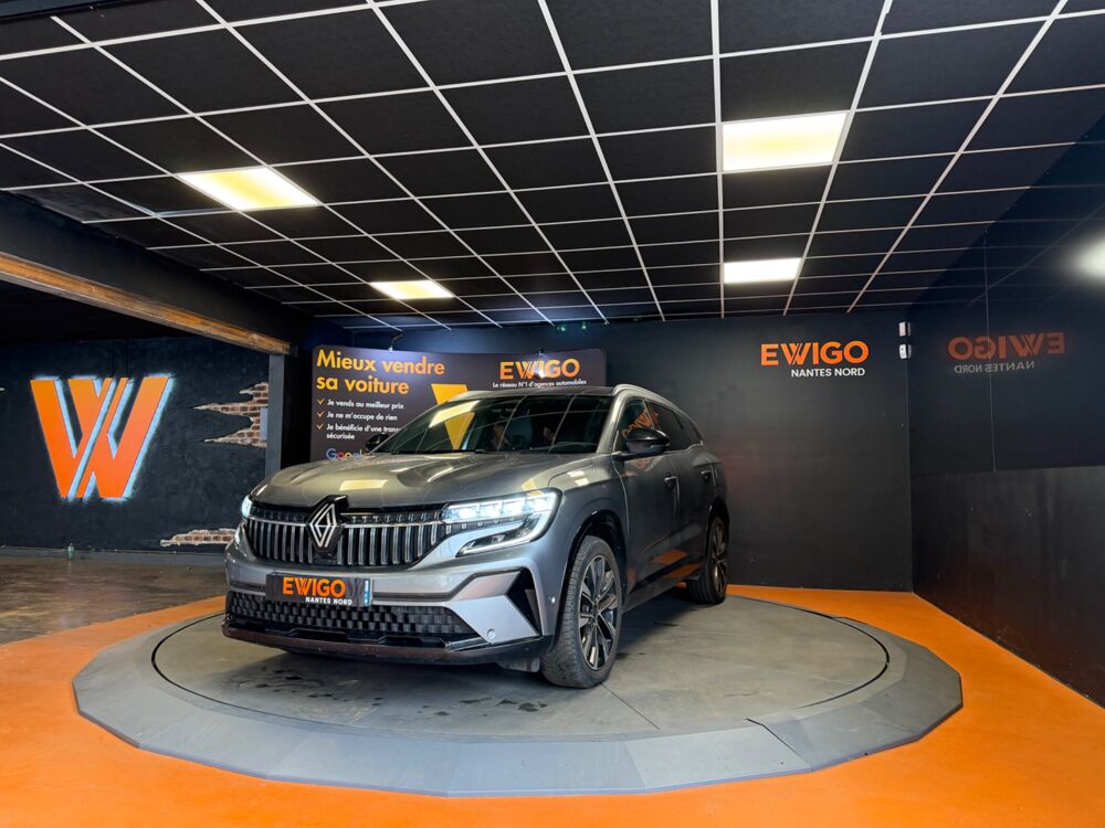 Espace 1.2 E-TECH 200H 130 FULL-HYBRID TECHNO BVA // 7 PLACES 2024 occasion 44300 Nantes