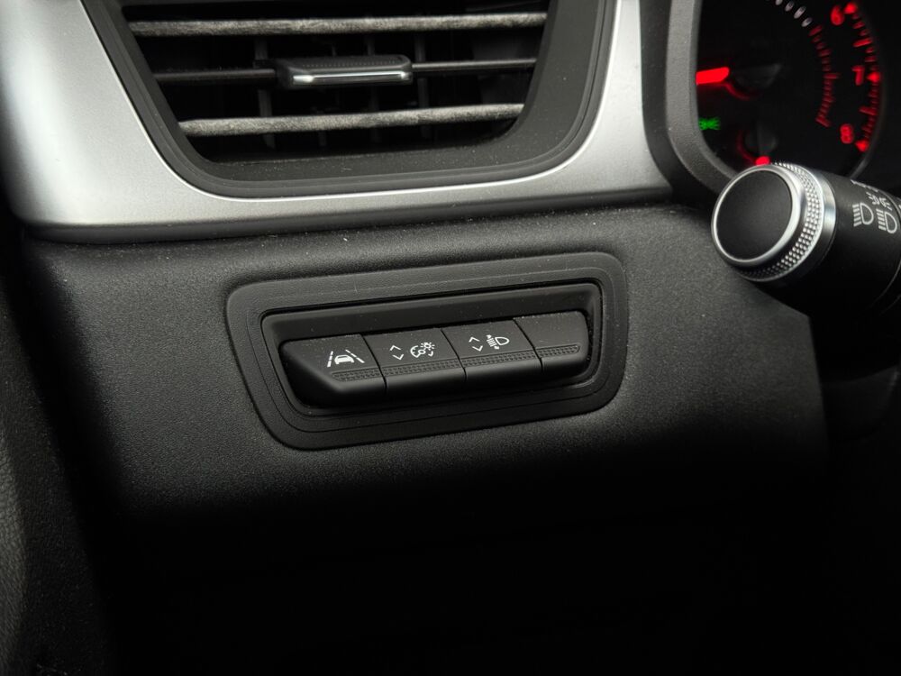 Captur 1.0 TCE 90CH BUSINESS - ENTRETIEN A JOUR - CAMERA ET RADAR A 2021 occasion 57600 Forbach