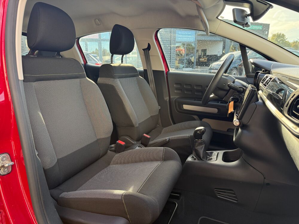 C3 GENERATION-III 1.2 PURETECH 82ch FEEL / CARPLAY 2020 occasion 17100 Saintes