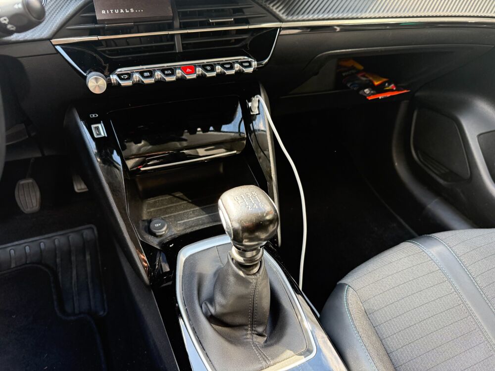 208 GENERATION-II 1.5 BLUEHDI 100ch ALLURE / CARPLAY 2022 occasion 17100 Saintes