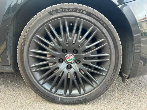 Giulietta 2.0 JTDM 170 CH EXCLUSIVE S&S / DISTRIBUTION + EMBRAYAGE NEU 2012 occasion 40000 Mont-de-Marsan