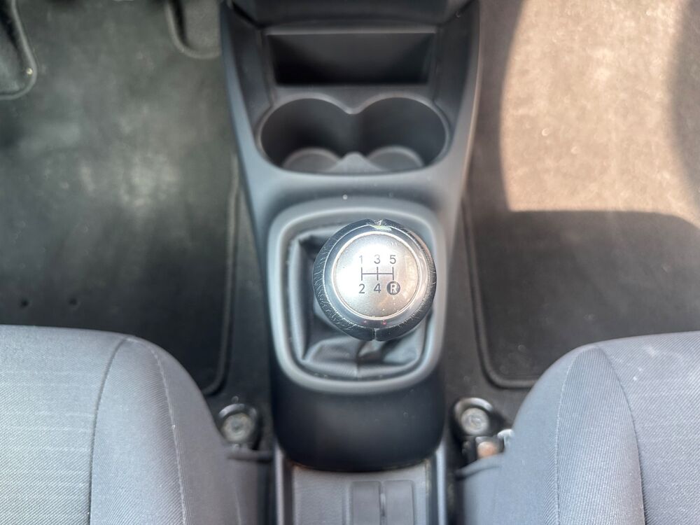 Yaris 1.L VVTI 70ch ACTIVE 2014 occasion 38420 Le Versoud