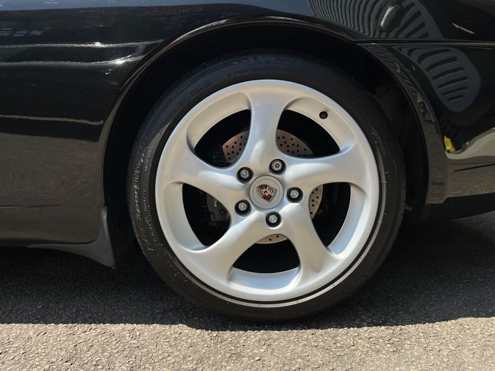 911 996 3.4 300 CARRERA TIPTRONIC-S / IMS REMPLACE 1999 occasion 44220 Cou&euml;ron