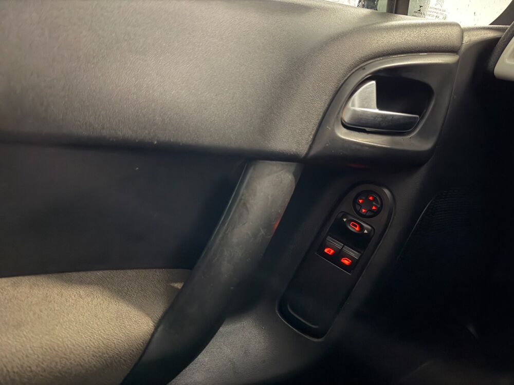 C3 GENERATION-II 1.4 HDI 70Ch 2014 occasion 26000 Valence