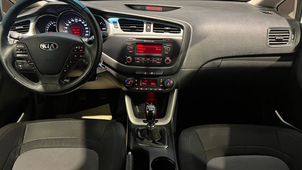 Ceed 1.6 GDI 135ch ACTIVE - REGULATEUR DE VITESSE - CLIMATISATION 2014 occasion 33610 Cestas