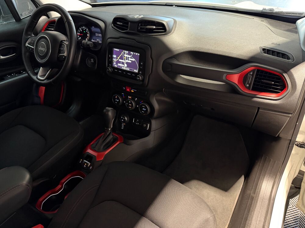 Renegade 2.0 MULTIJET 170 ch ACTIVE DRIVE TRAILHAWK BVA9 2015 occasion 65290 Juillan