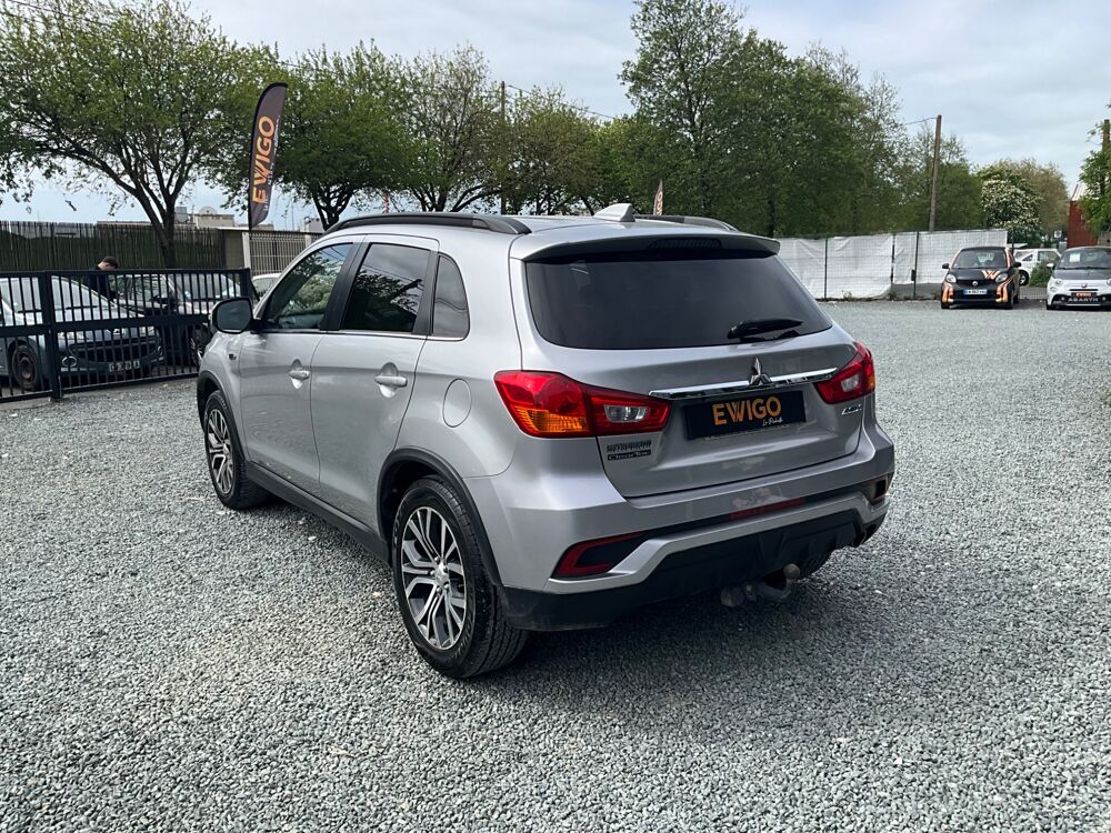 Asx 1.6 DID 115CH BLACK COLLECTION / CARPLAY / NAVIGATION / ATTE 2018 occasion 17000 La Rochelle