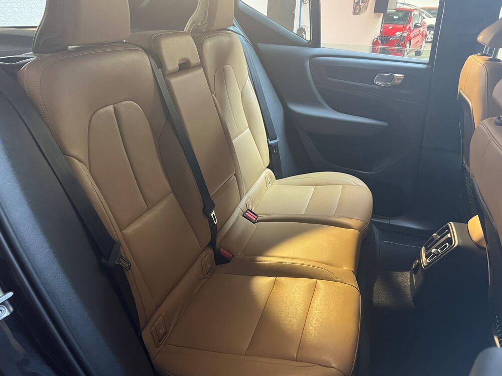 XC40 1.5 T5 262Ch TWIN-ENGINE RECHARGE PHEV HYBRID INSCRIPTION 2 2021 occasion 33320 Eysines