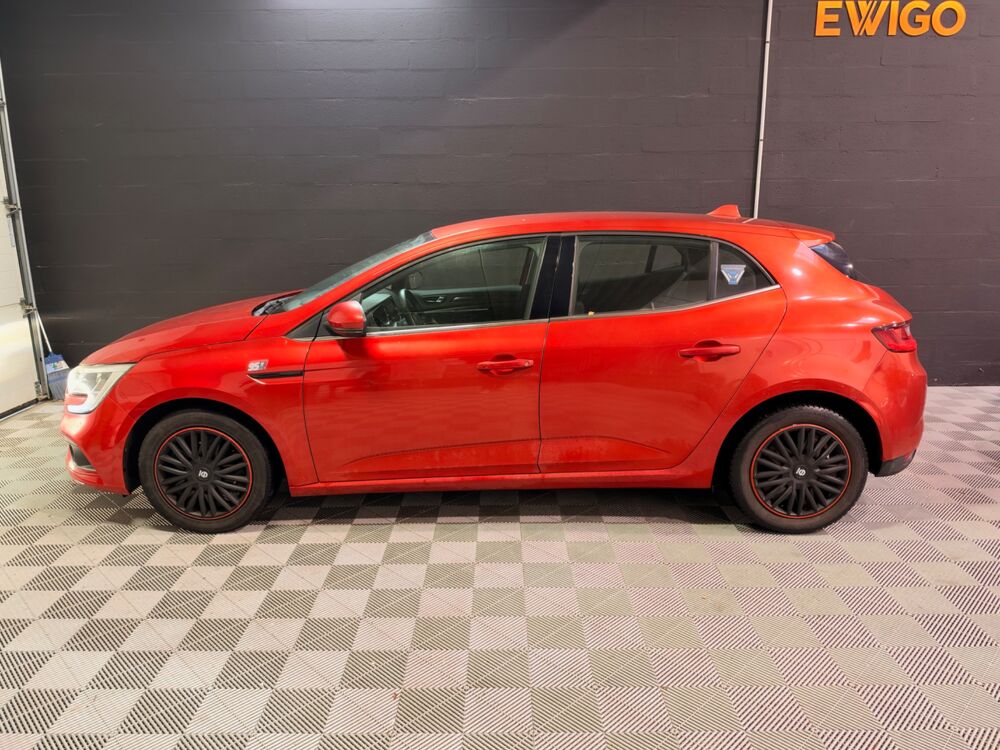M&eacute;gane 1.2 TCE 100ch ENERGY INTENSE/ REGULATEUR/ LIMITATEUR/ CLIM A 2016 occasion 78125 Gazeran