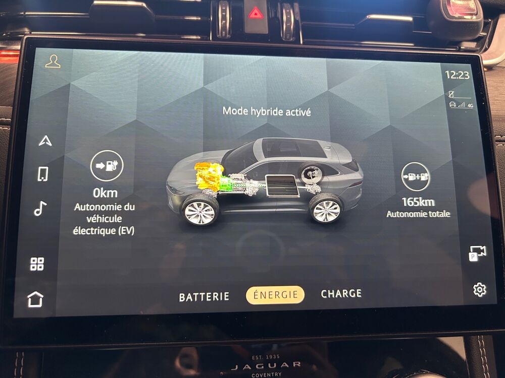 F-PACE 2.0 P400E 404H 300 PHEV 19.2KWH R-DYNAMIC SE AWD BVA 2023 occasion 83600 Fr&eacute;jus