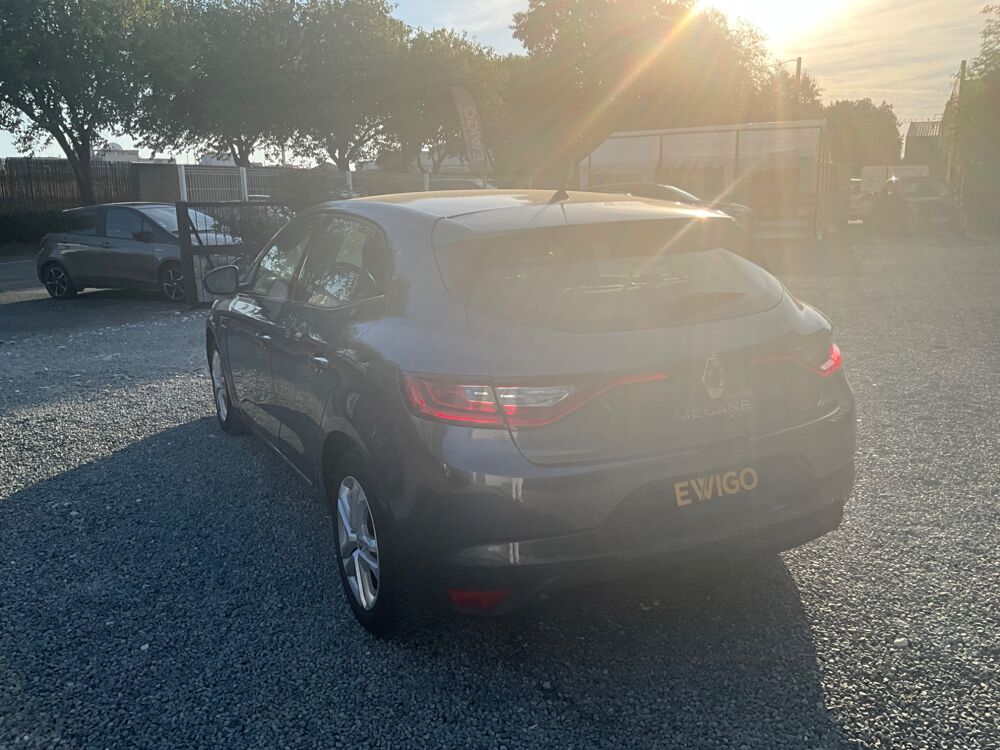 M&eacute;gane 1.5 DCI 110 / Distribution faite / Entretien faite pour la v 2017 occasion 17000 La Rochelle