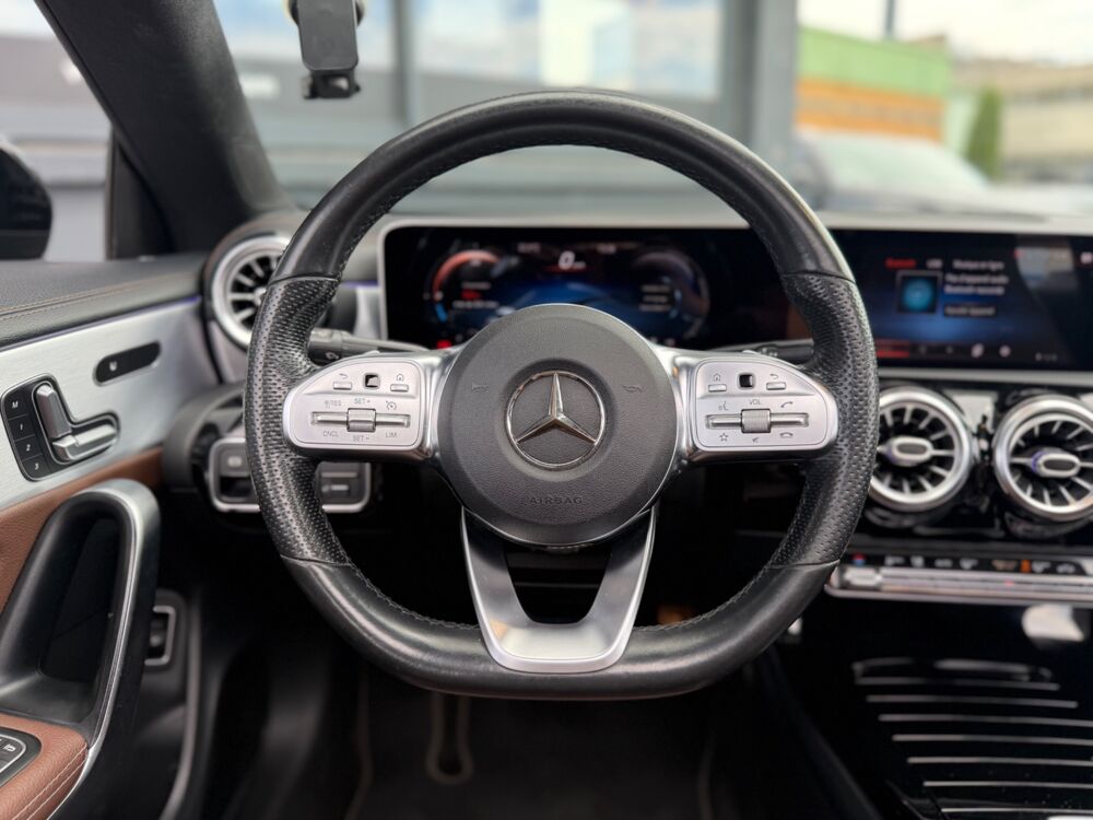 Classe CLA 200D 2.0 150Ch AMG LINE 8G-DCT BVA - ENTRETIEN COMPLET MERCE 2020 occasion 26000 Valence