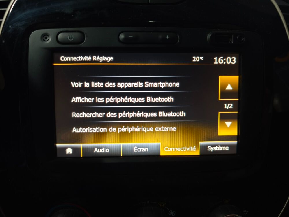 Captur 0.9 TCE 90 BUSINESS PREMIERE MAIN 2020 occasion 60740 Saint-Maximin