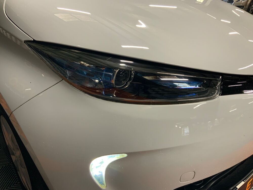 Zo&eacute; R90 ZE 90 40KWH ACHAT INT&Eacute;GRALE LIFE BVA SOH 86% 2018 occasion 26100 Romans-sur-Is&egrave;re