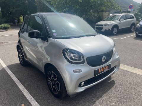 ForTwo 1.0 L 70ch PRIME CABRIOLET / RADAR DE RECUL / CHAINE 2017 occasion 38420 Le Versoud