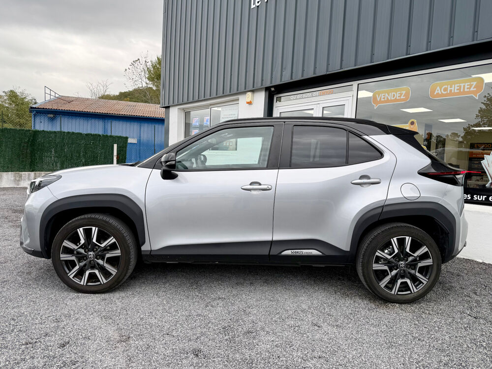 Yaris CROSS 1.5 130h Hybride Trail BVA / 1&egrave;re main / Entretien TOY 2025 occasion 64122 Urrugne