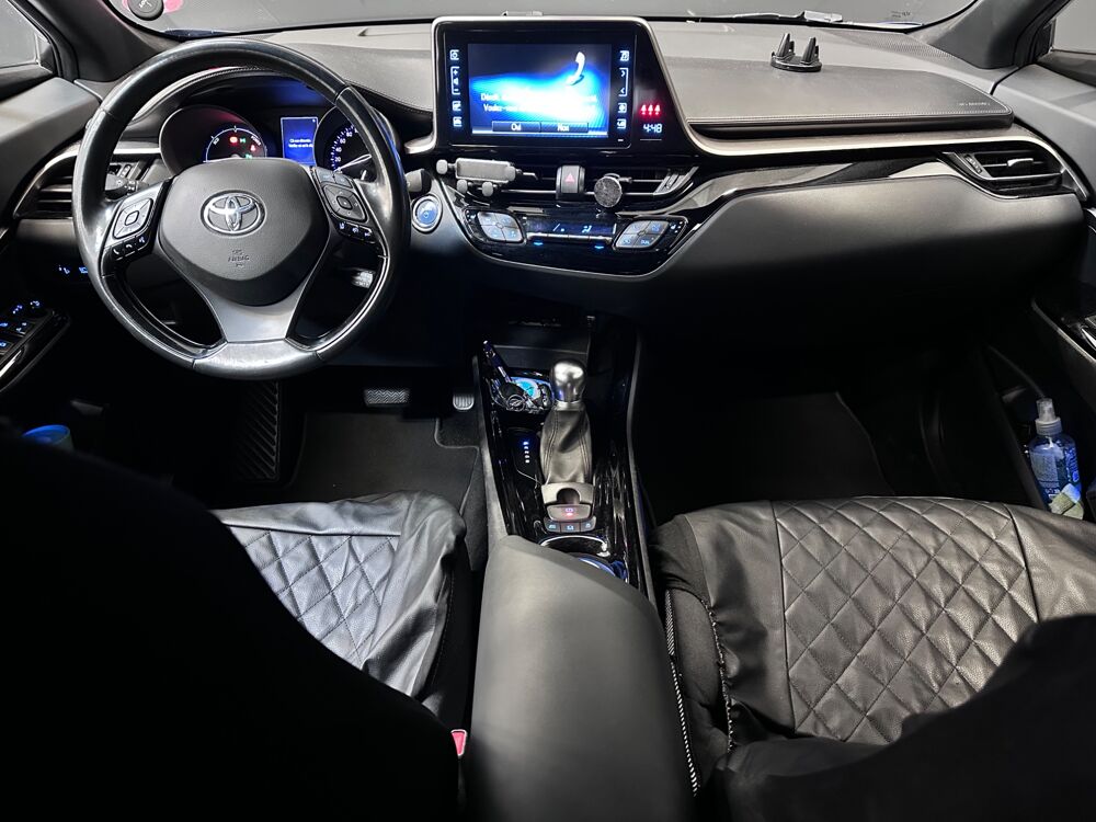 C-HR 1.8 122ch FULL-HYBRID GRAPHIC BVA 2019 occasion 37100 Tours