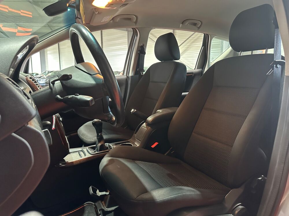 Classe A 1.7 170 116 CH ELEGANCE / R&Eacute;GULATEUR / RADAR AV ET AR / ENTR 2005 occasion 29000 Quimper