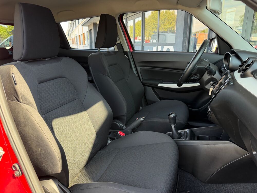 Swift 1.2I 82Ch - PRIVILEGE - CARPLAY - SI&Eacute;GE CHAUFFANT AVANT - CH 2021 occasion 26000 Valence