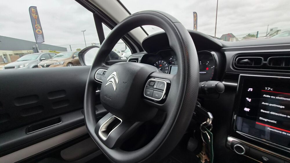 C3 1.5 HDI 100ch FEEL DISTRIBUTION A JOUR - ANDROID CARPLAY - C 2020 occasion 27000 &Eacute;vreux
