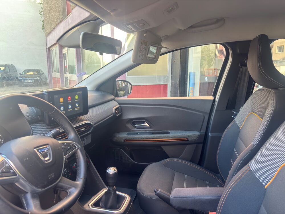 Sandero STEPWAY 1.0 TCE ECO-G - GPL - 100CV - EXPRESSION 2023 occasion 69150 D&eacute;cines-Charpieu