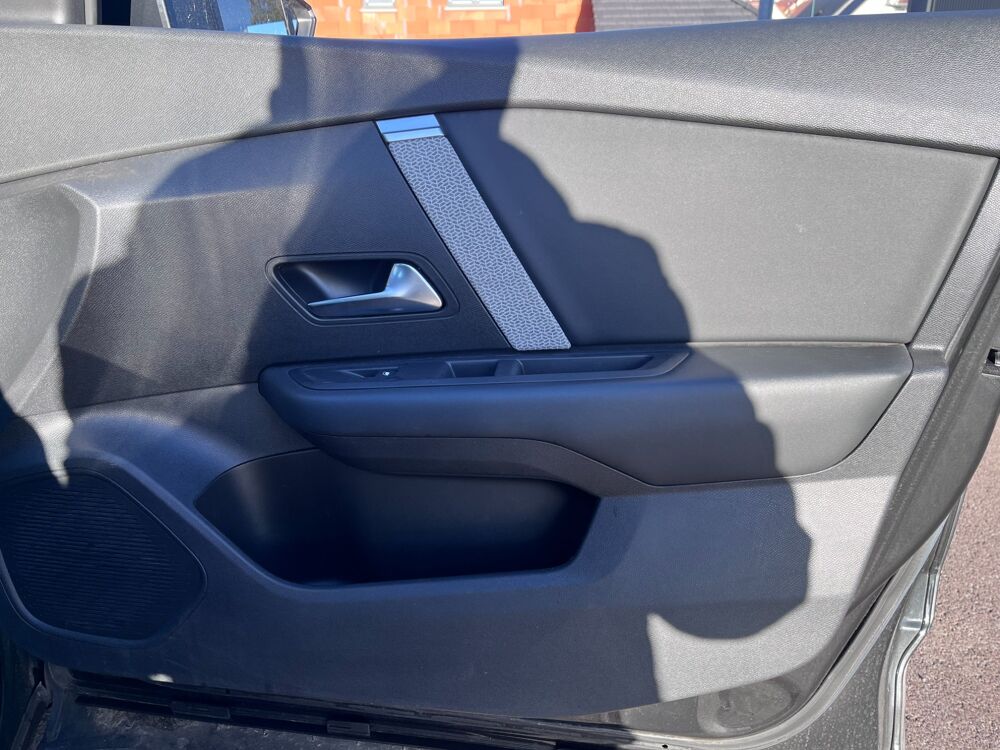 C4 1.5 BLUEHDI 130 CV PACK BUSINESS/ START-STOP/CARPLAY/CLIMATI 2021 occasion 76150 Saint-Jean-du-Cardonnay