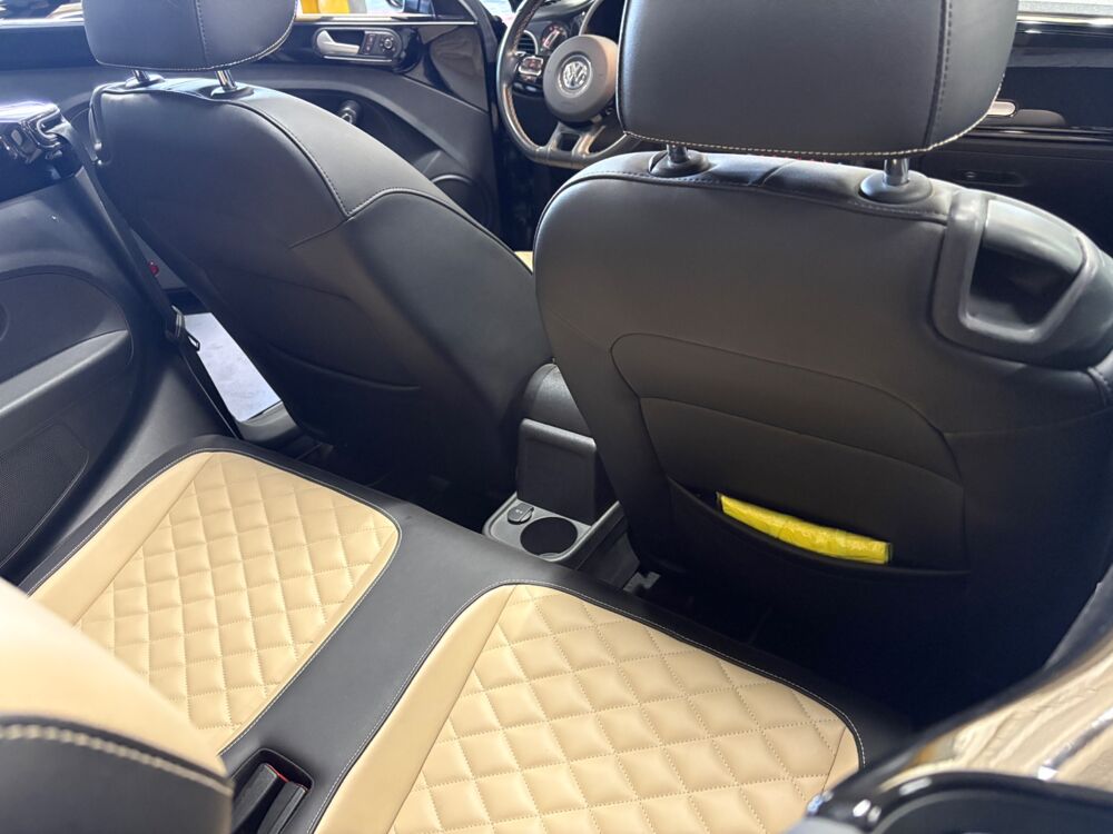 COCCINELLE II CABRIOLET 1.4 TSI 150 CH COUTURE EXCLUSIVE DSG BVA 2015 occasion 69400 Arnas