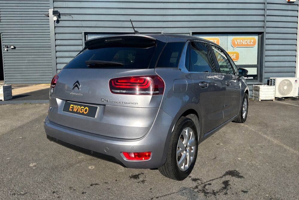 C4 Spacetourer 1.5 BLUEHDI 130CH / FEEL / CAMERA RECUL - CARPLAY - SIEGES C 2019 occasion 44220 Cou&euml;ron