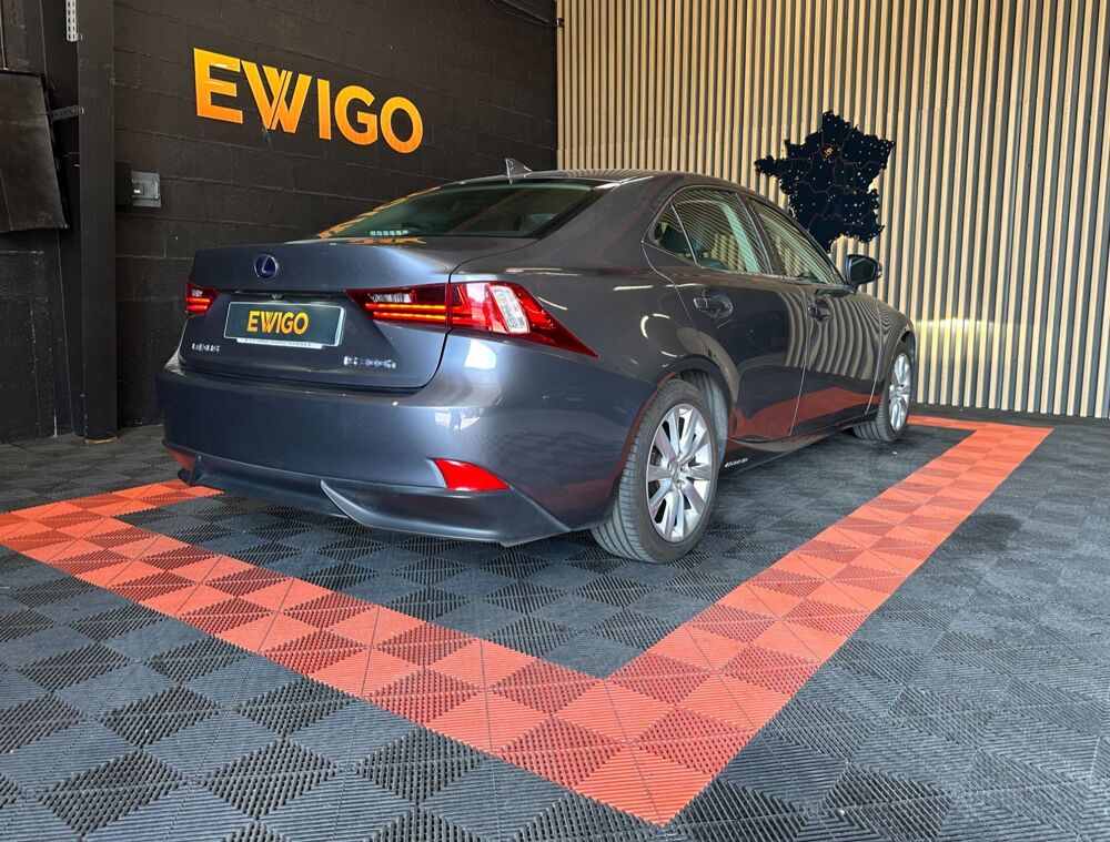 IS 300H 2.5 223 CH / PACK + / SUIVI LEXUS - CAMERA - GPS - REGU 2014 occasion 44220 Cou&euml;ron