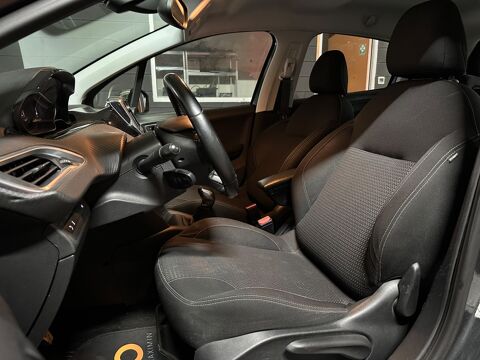 208 GENERATION-I 1.2 110 CH ACTIVE CAR PLAY-RADAR DE RECUL 2016 occasion 60740 Saint-Maximin