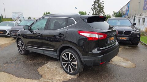 Qashqai 1.2 DIGT 115ch TEKNA 2WD X-TRONIC - CAMERA 360 - TOIT PANO - 2015 occasion 27000 &Eacute;vreux