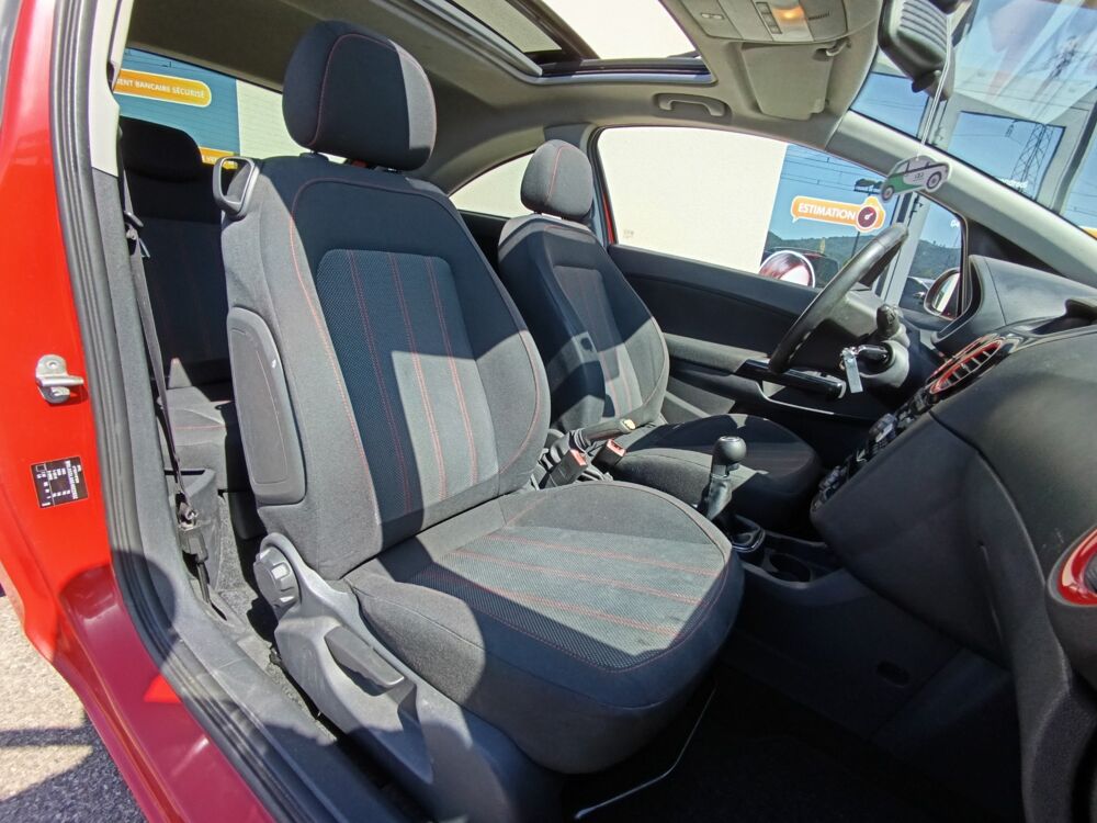 Corsa 1.4 TURBO TWINPORT 120 - COLOR EDITION START-STOP - TOIT OUV 2013 occasion 69420 Ampuis
