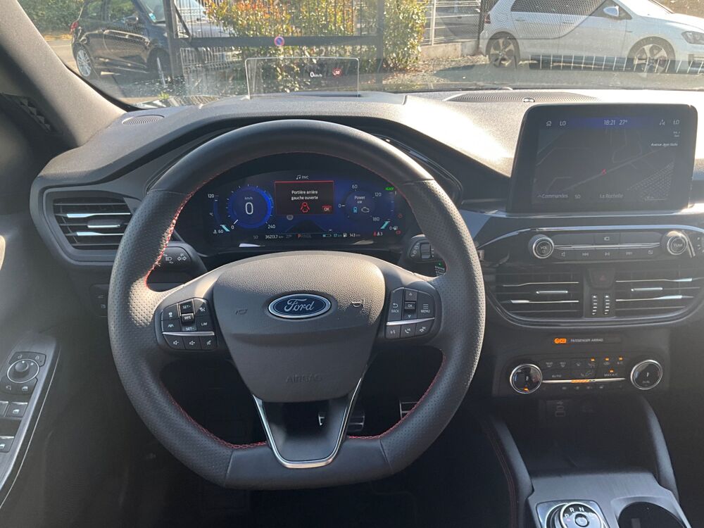 Kuga 2.5 DURATEC 242 PHEV 14.4KWH / ST LINE PLUS / 4x4 / Premi&egrave;re 2023 occasion 17000 La Rochelle