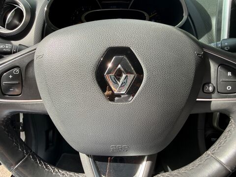 Clio 1.5 DCI ICONIC 90CH - CAMERA DE RECUL-SIEGES CHAUFFANT-CLIMA 2016 occasion 76150 Saint-Jean-du-Cardonnay