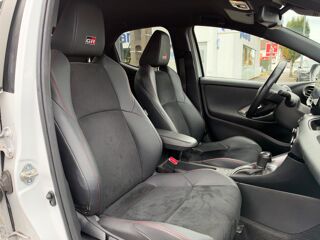 Yaris GR 1.5 VVTI 114 H 90 CH FULL-HYBRID 0.8KWH CARPLAY / CAMERA 2022 occasion 40000 Mont-de-Marsan