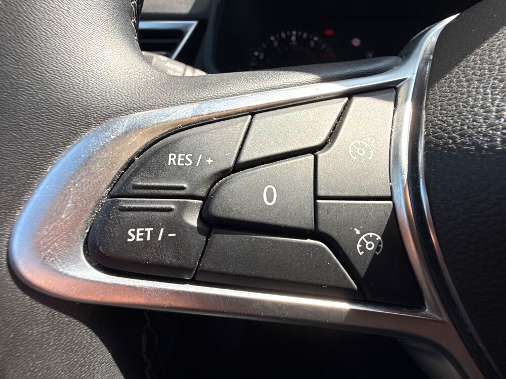 Clio 1.0 TCE 90CH EVOLUTION - 1er main - APPLE CARPLAY 2023 occasion 26000 Valence